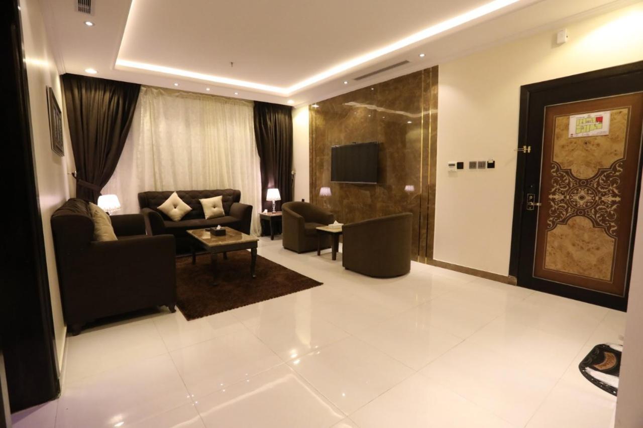 ターイフ Al Mokhtar 2 Furnished Unitsアパートホテル エクステリア 写真