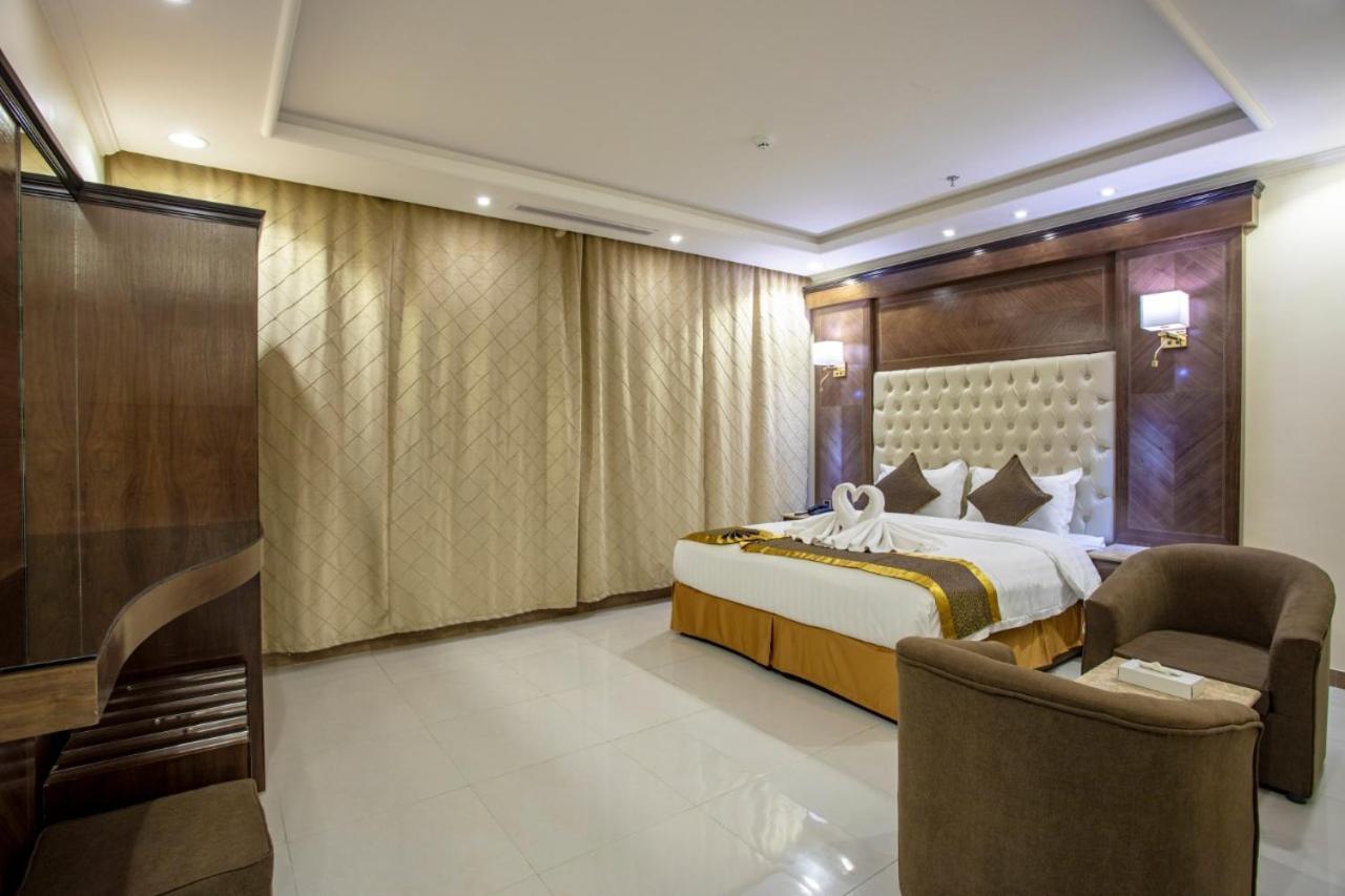 ターイフ Al Mokhtar 2 Furnished Unitsアパートホテル エクステリア 写真