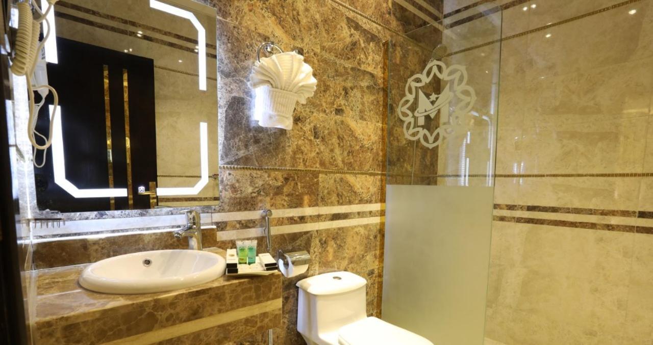 ターイフ Al Mokhtar 2 Furnished Unitsアパートホテル エクステリア 写真