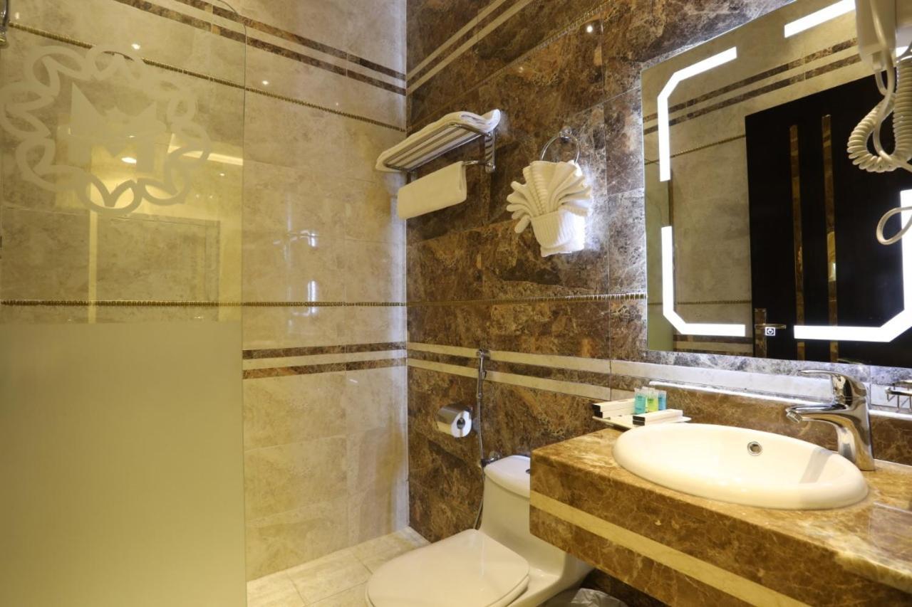 ターイフ Al Mokhtar 2 Furnished Unitsアパートホテル エクステリア 写真
