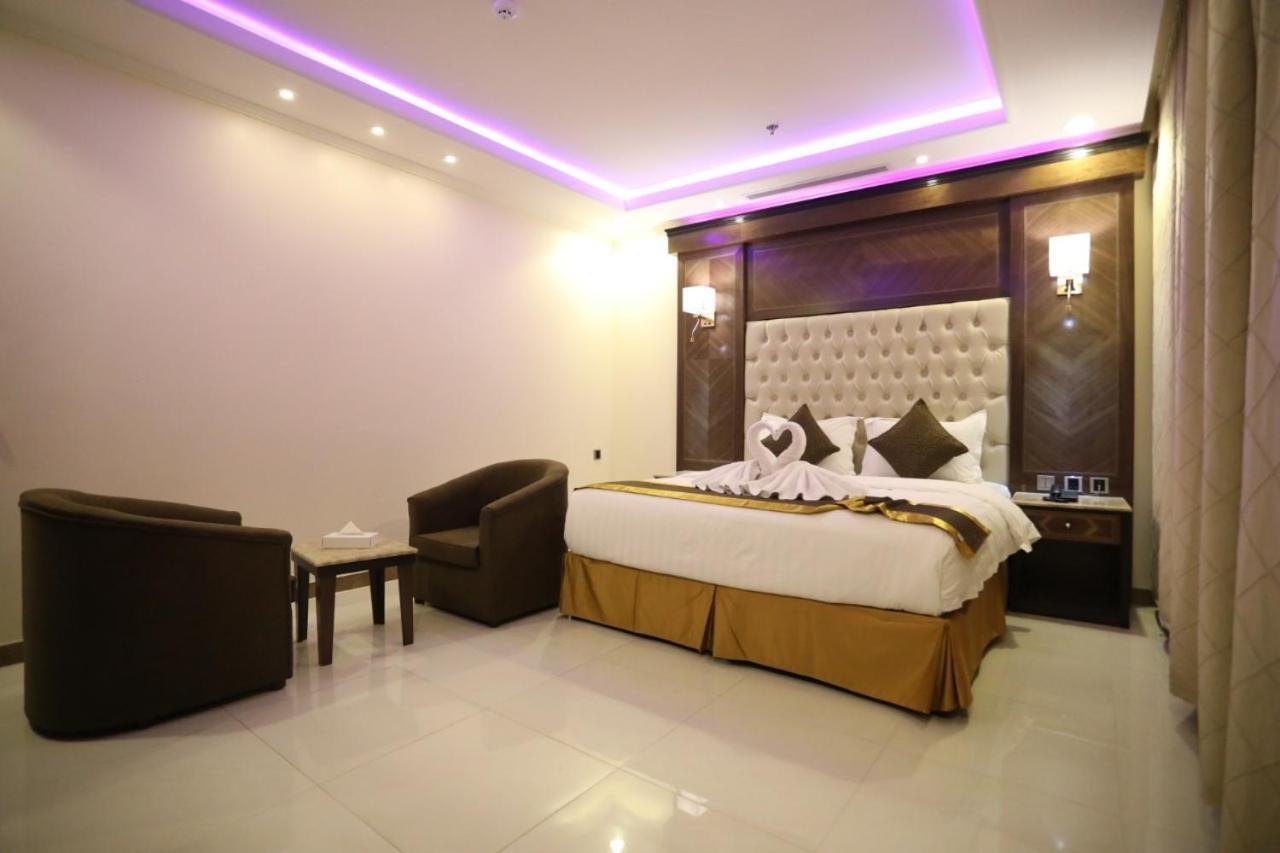 ターイフ Al Mokhtar 2 Furnished Unitsアパートホテル エクステリア 写真