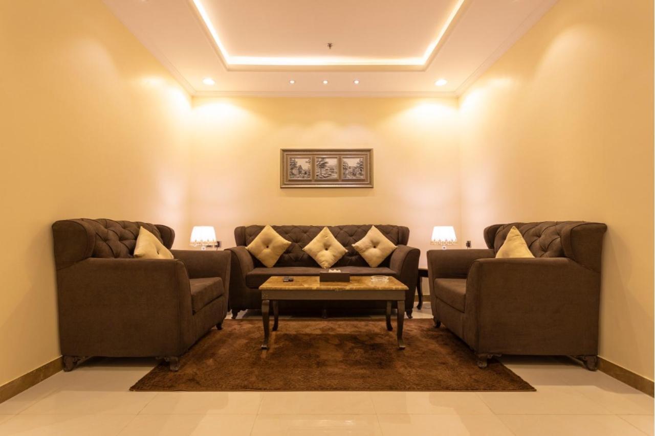 ターイフ Al Mokhtar 2 Furnished Unitsアパートホテル エクステリア 写真